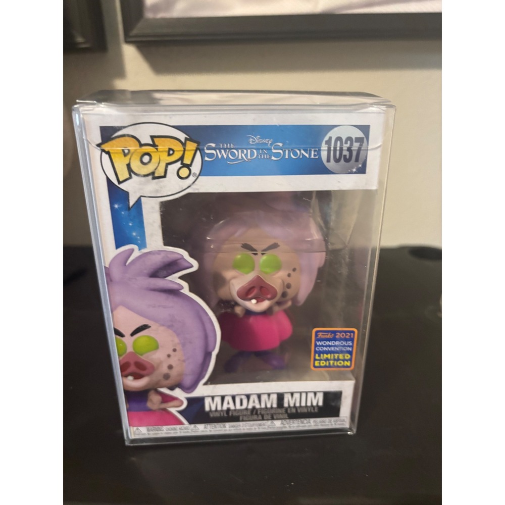 Funko Pop Disney Sword in the Stone Madam Mim 1037 Wondrous Con with protector - Picture 1 of 4